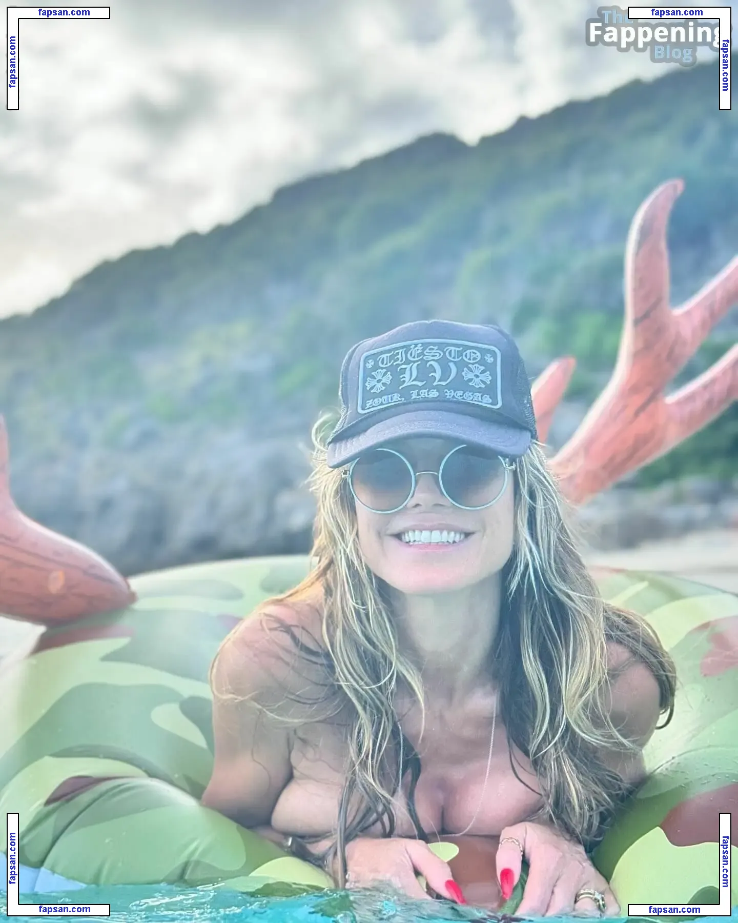 Heidi Klum nude photo #6635 from OnlyFans