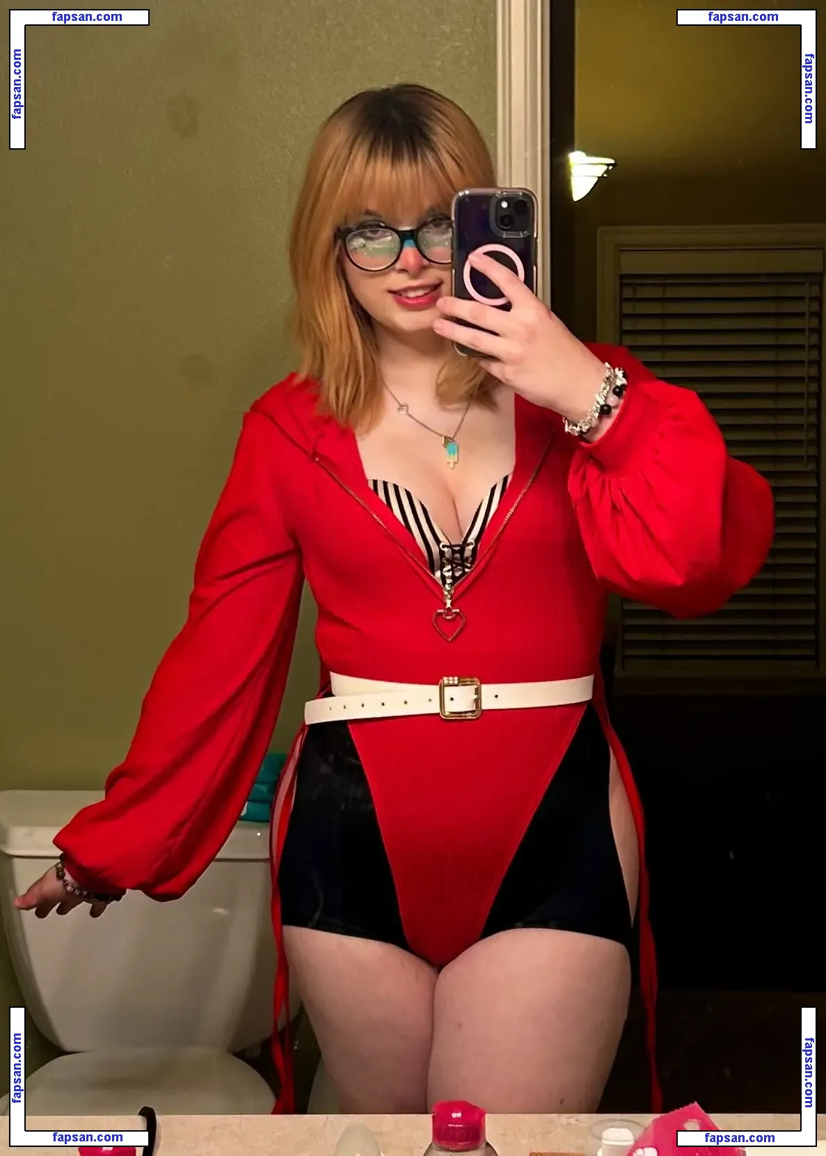 Heidiafterdark nude photo #0009 from OnlyFans