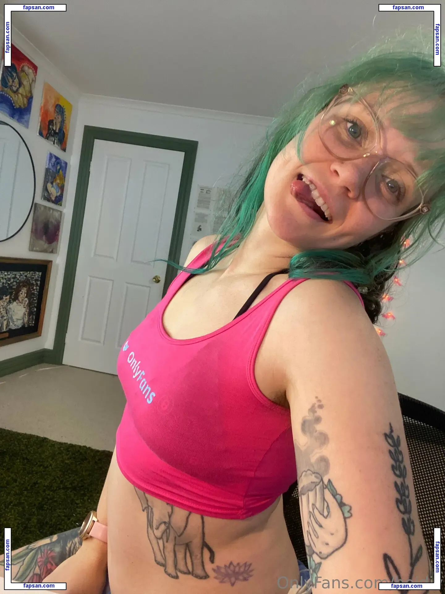 heidiv nude photo #0165 from OnlyFans