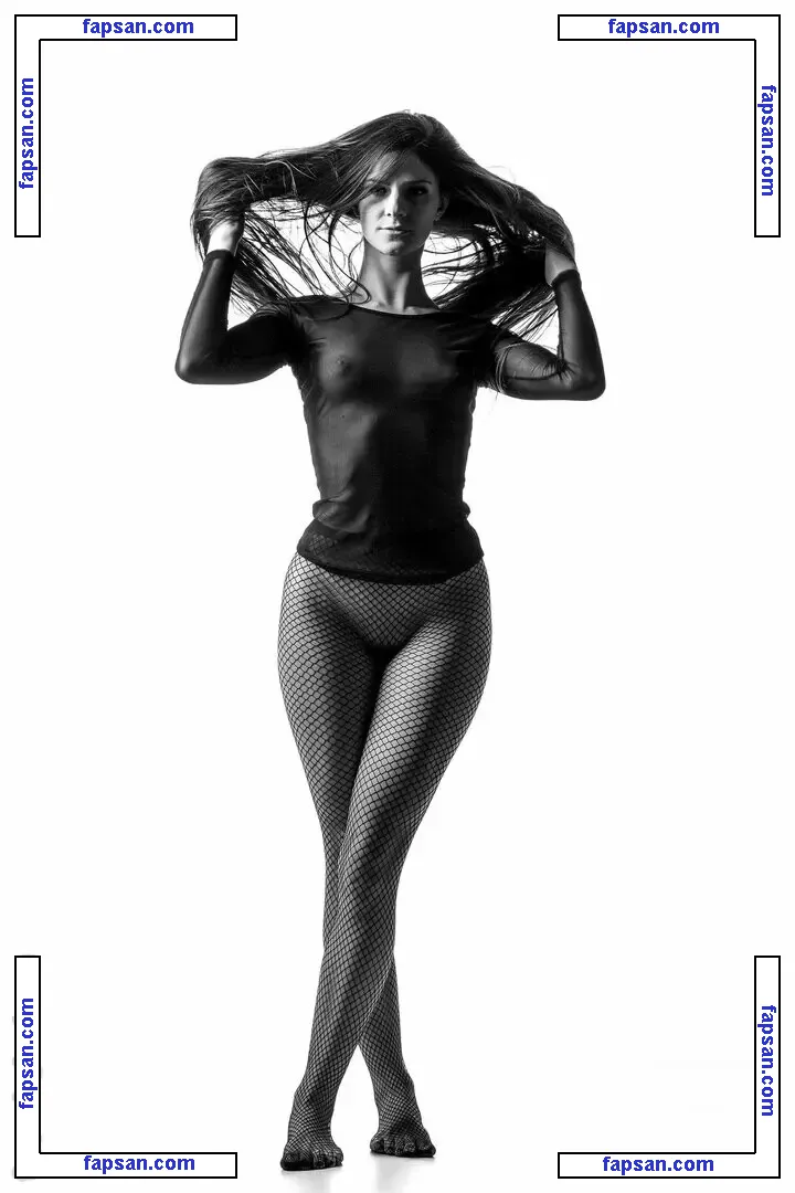 Helena Goes голая фото #0010 с Онлифанс