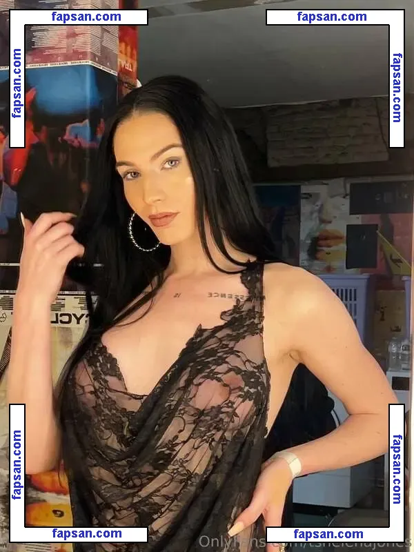 Helena Jones nude photo #0008 from OnlyFans