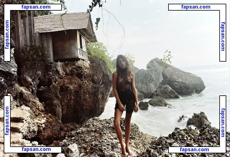 Helena Vestergaard голая фото #0010 с Онлифанс