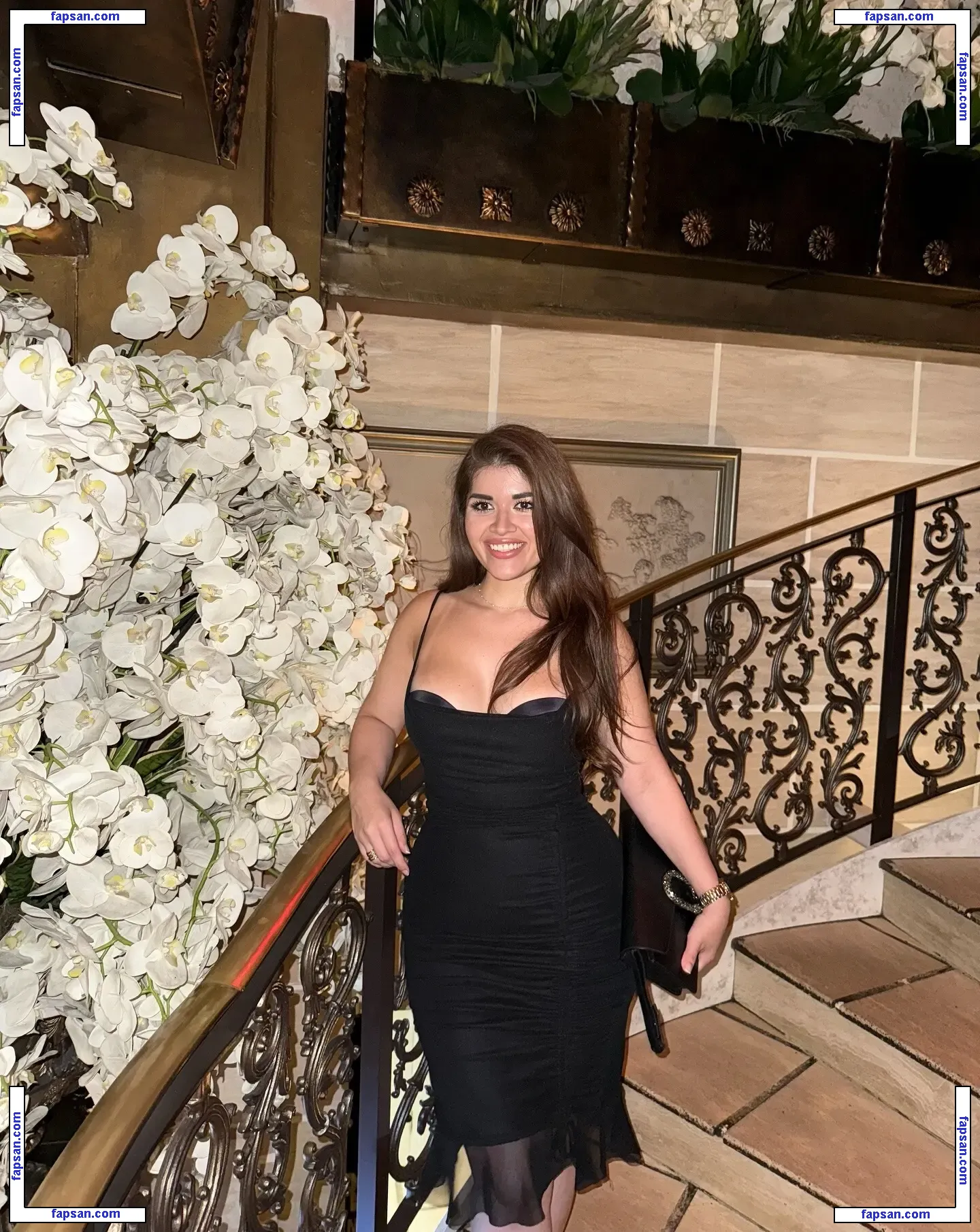 Hellen Bennet голая фото #0001 с Онлифанс