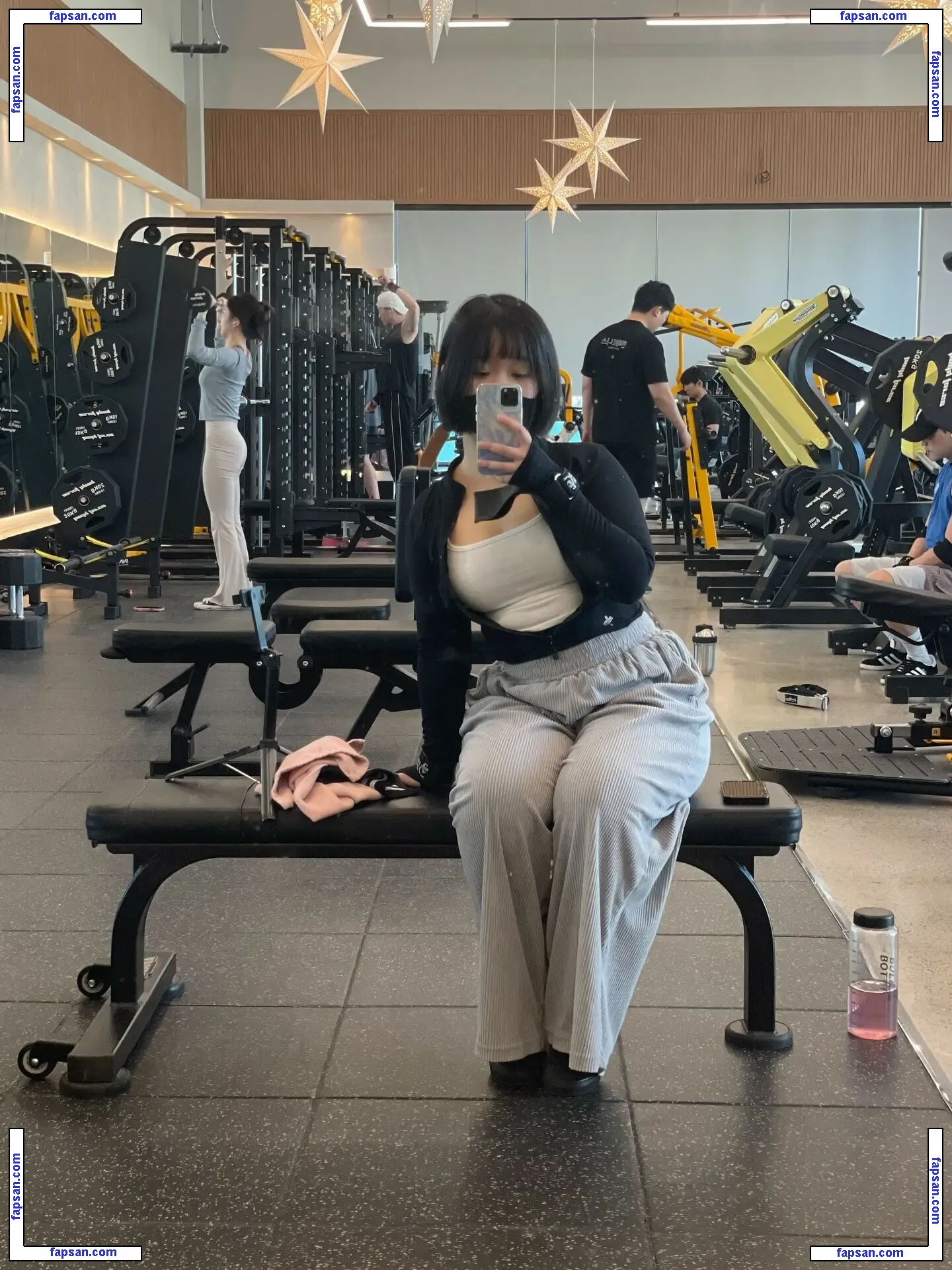 Hellini_fit nude photo #0009 from OnlyFans