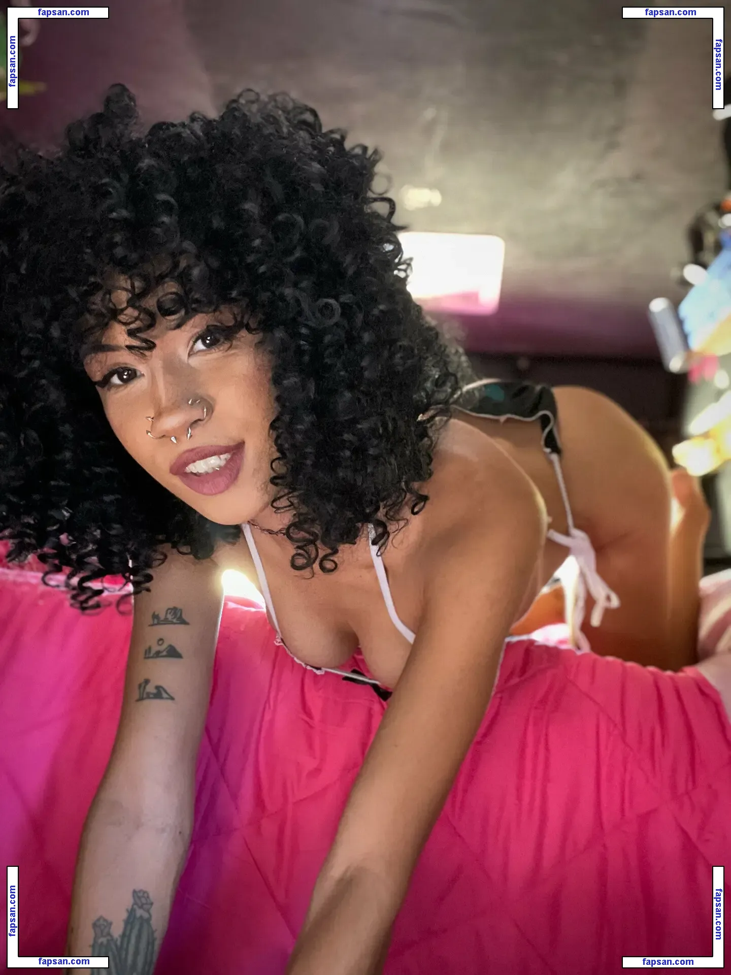 hellogabi30 nude photo #0023 from OnlyFans