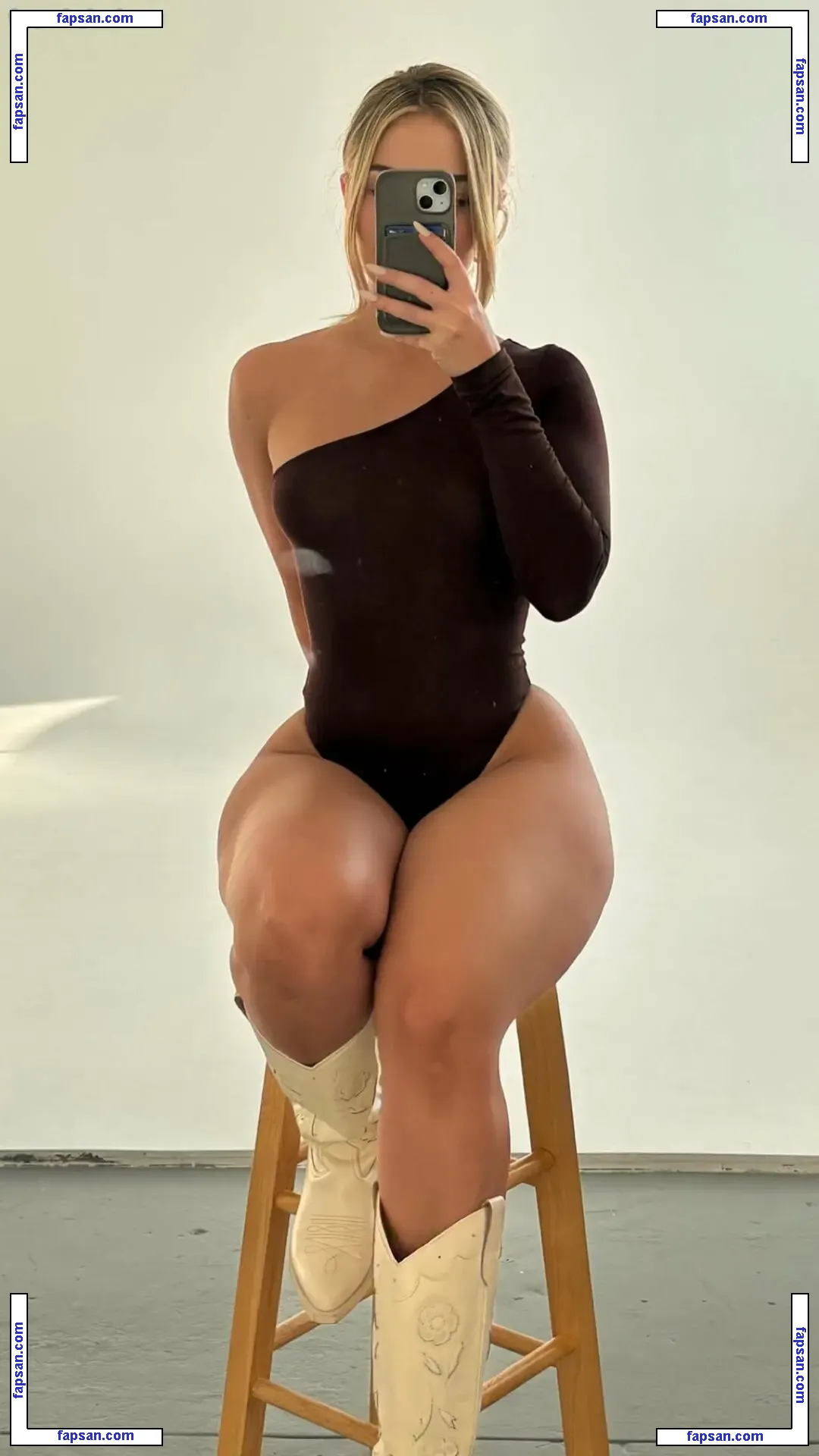 Heloise Hut nude photo #0129 from OnlyFans