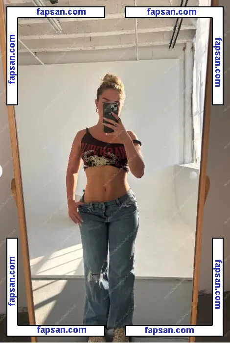 Heloise Hut nude photo #0177 from OnlyFans