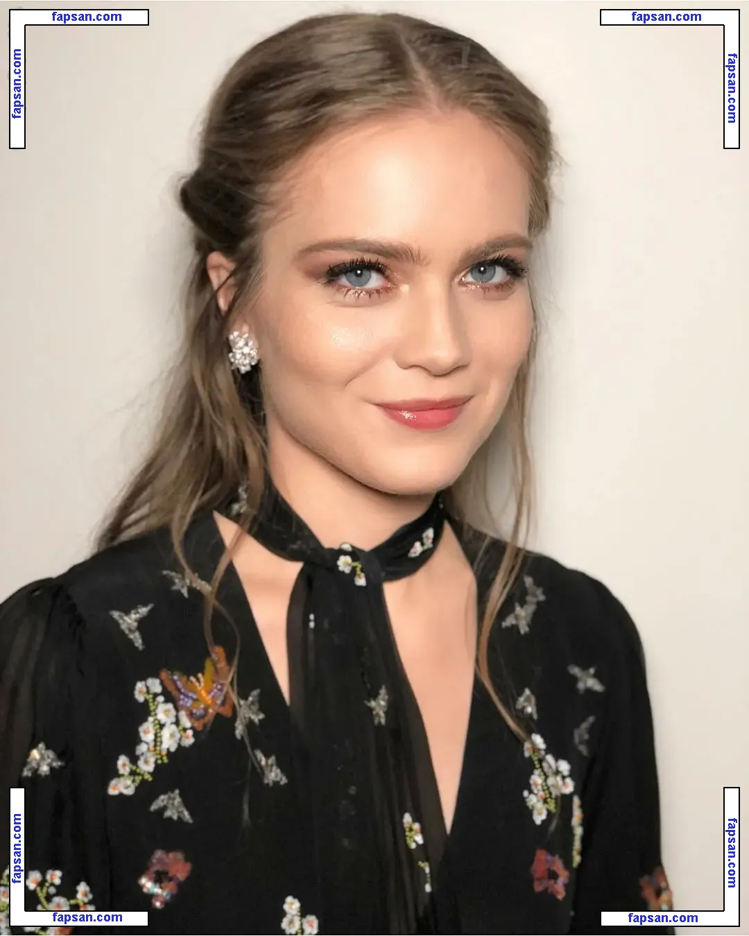 Hera Hilmar nude photo #0038 from OnlyFans