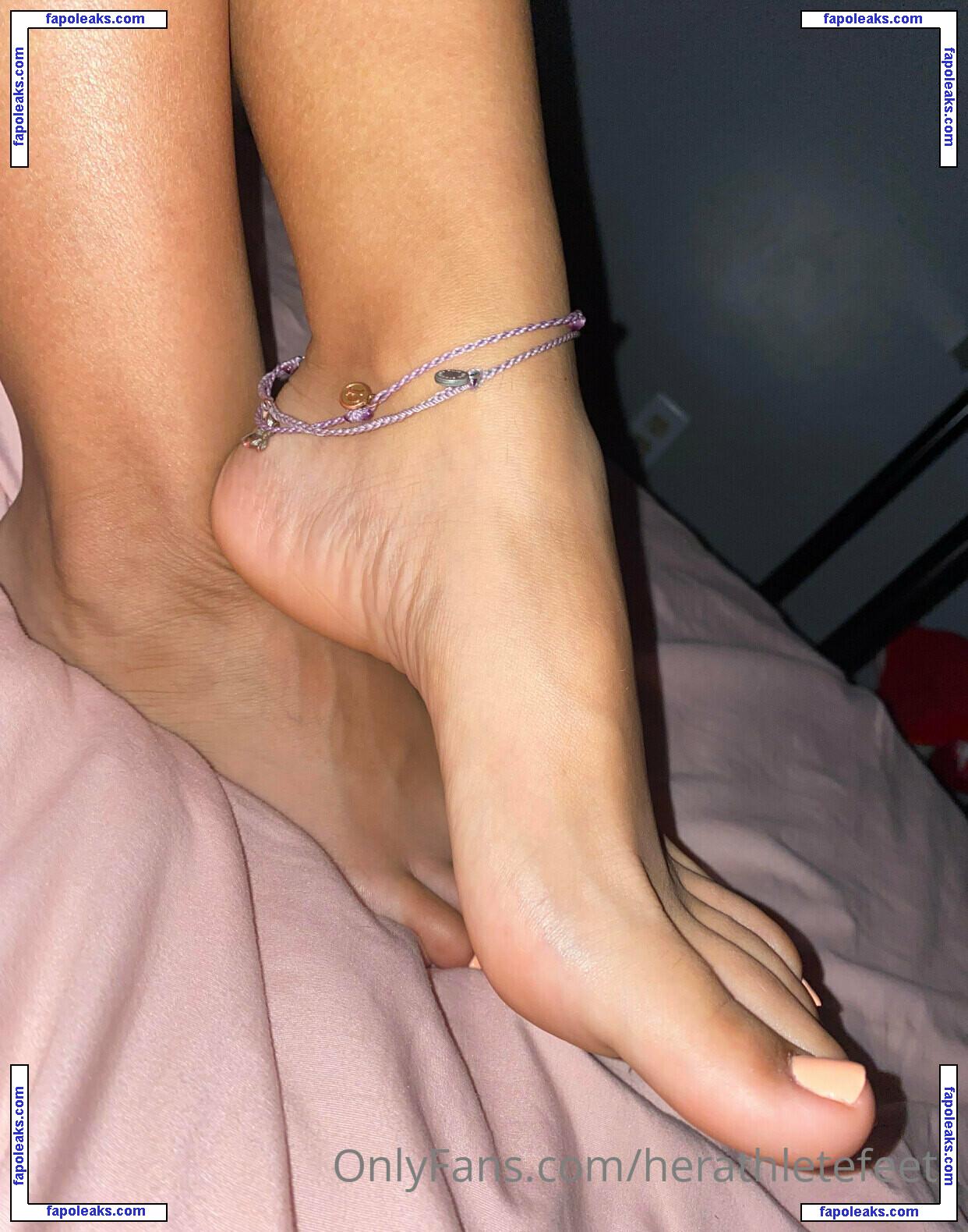 herathletefeetxo / _ediithxoxo nude photo #0015 from OnlyFans