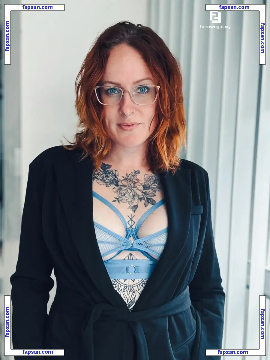 Herowngalaxy nude photo #0005 from OnlyFans