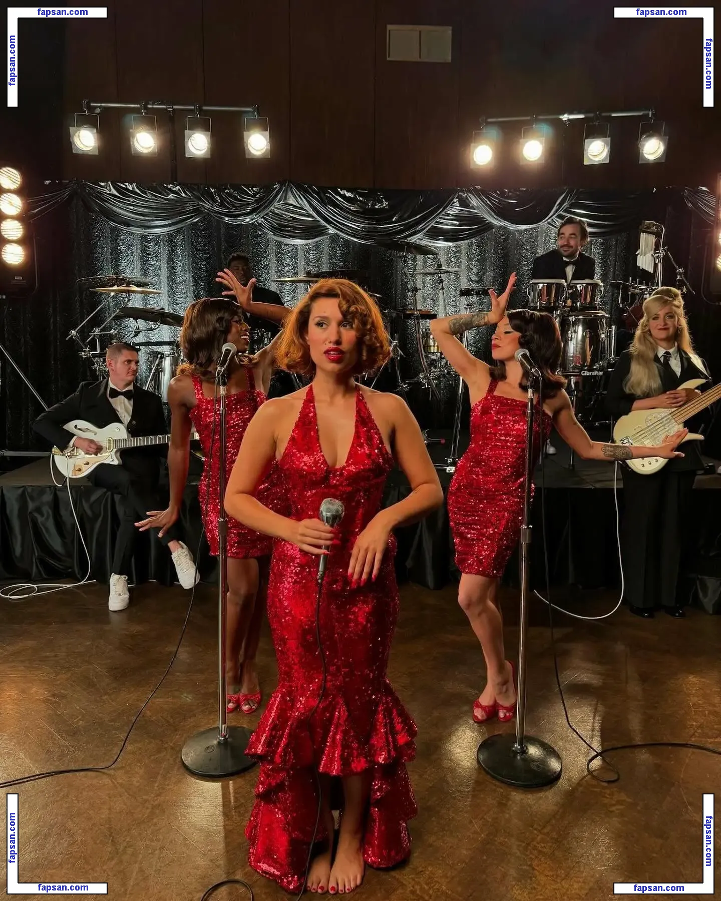 Heycalibear голая фото #0003 с Онлифанс