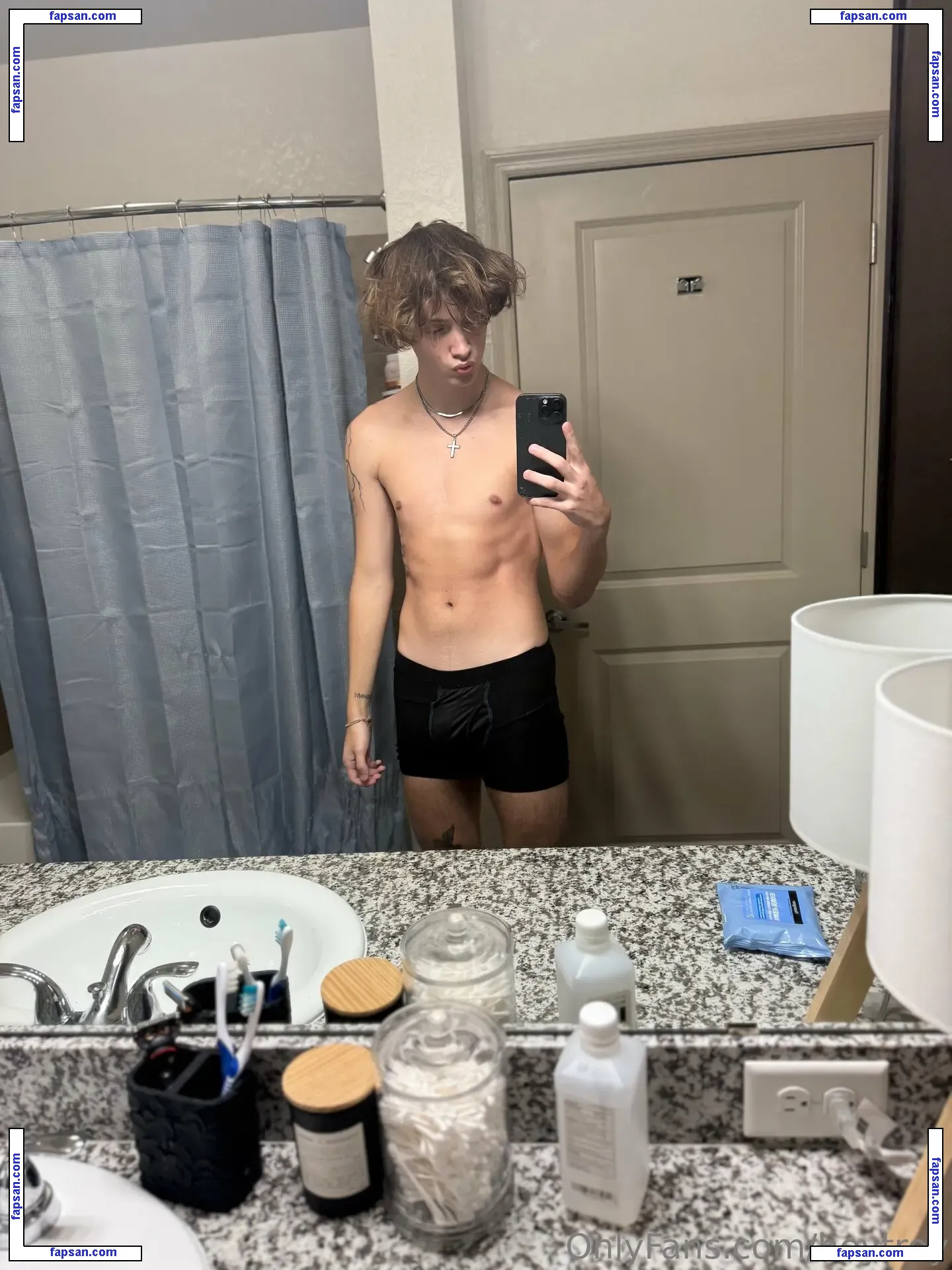 heytroy nude photo #0002 from OnlyFans