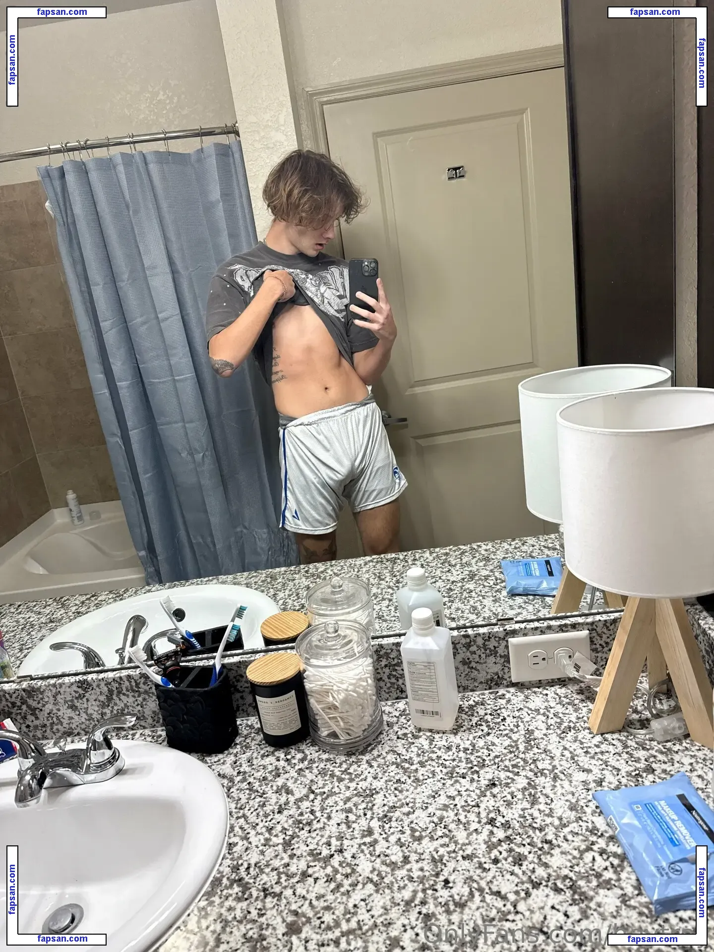 heytroy nude photo #0004 from OnlyFans