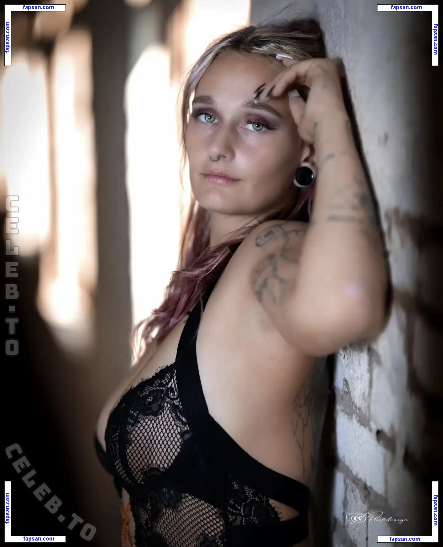 Highclassbella nude photo #0002 from OnlyFans