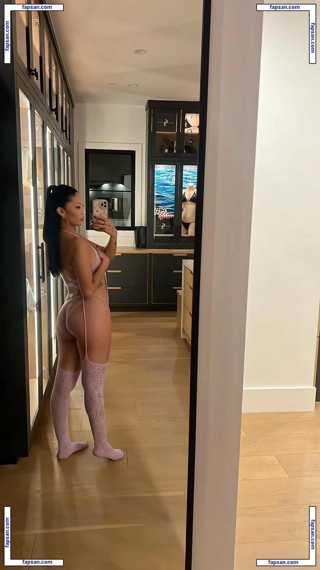 Highitsflow голая фото #0011 с Онлифанс