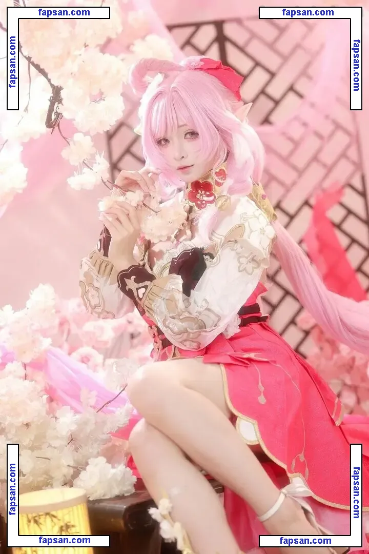 Hiin Hie голая фото #0004 с Онлифанс