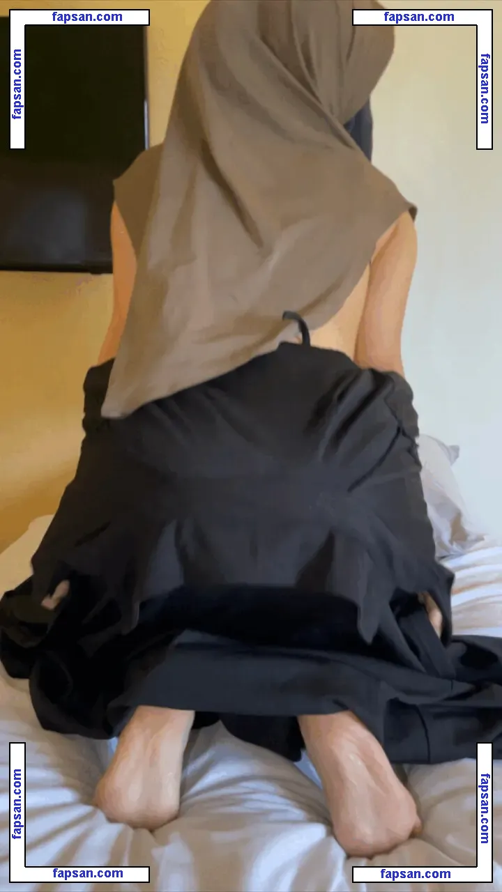 Hijab Camilla nude photo #0134 from OnlyFans