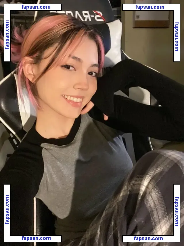 Hijab On nude photo #0006 from OnlyFans