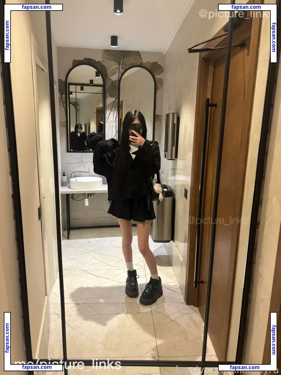 hikkimyra nude photo #0007 from OnlyFans