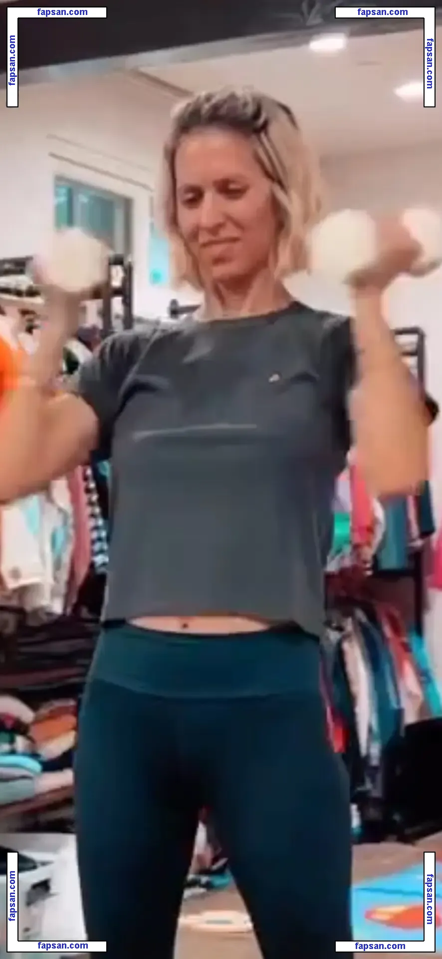 Hila Klein nude photo #0004 from OnlyFans