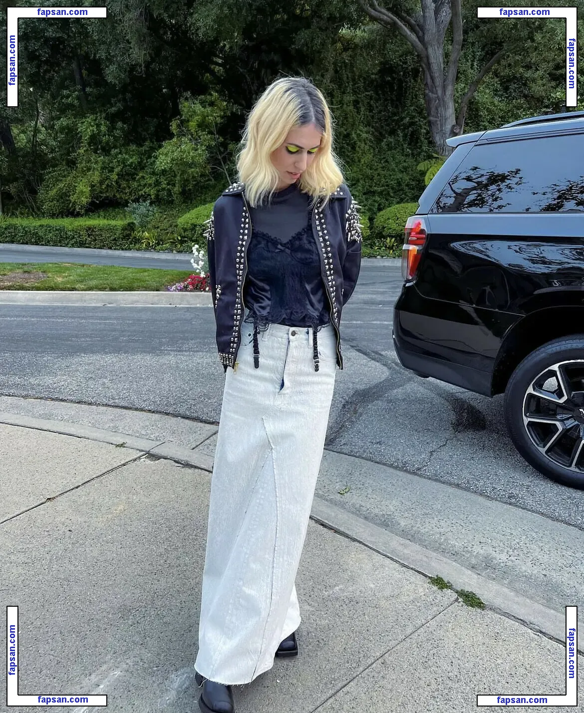 Hila Klein nude photo #0073 from OnlyFans