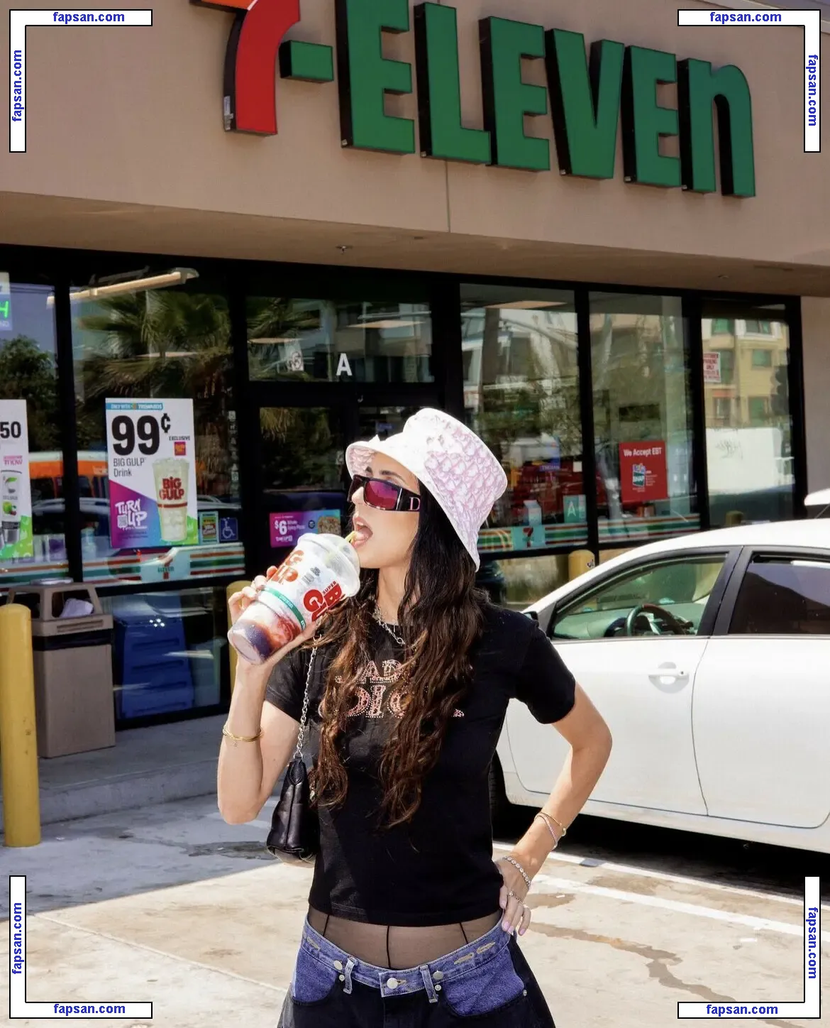 Hila Klein nude photo #0119 from OnlyFans