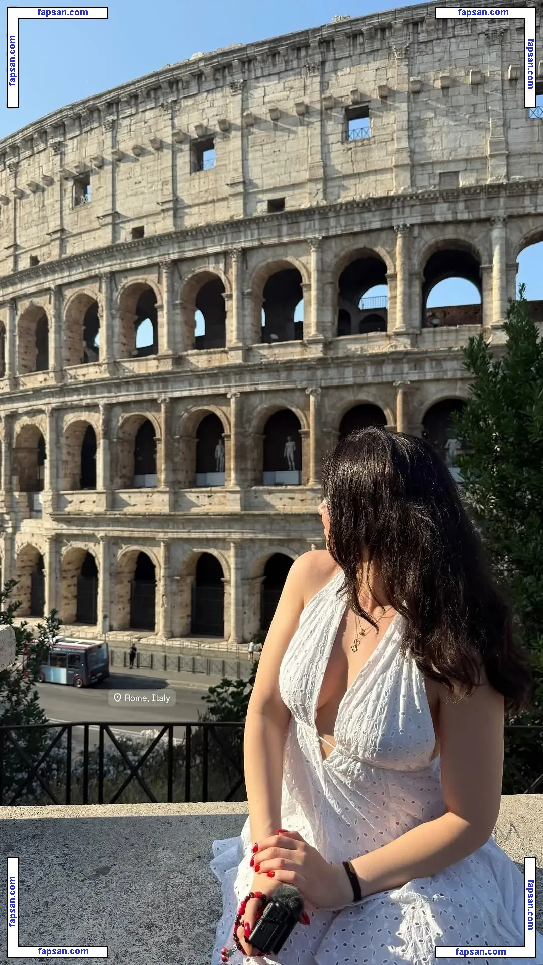 Hilal Fener nude photo #0011 from OnlyFans