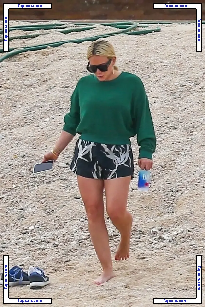 Hilary Duff nude photo #0030 from OnlyFans