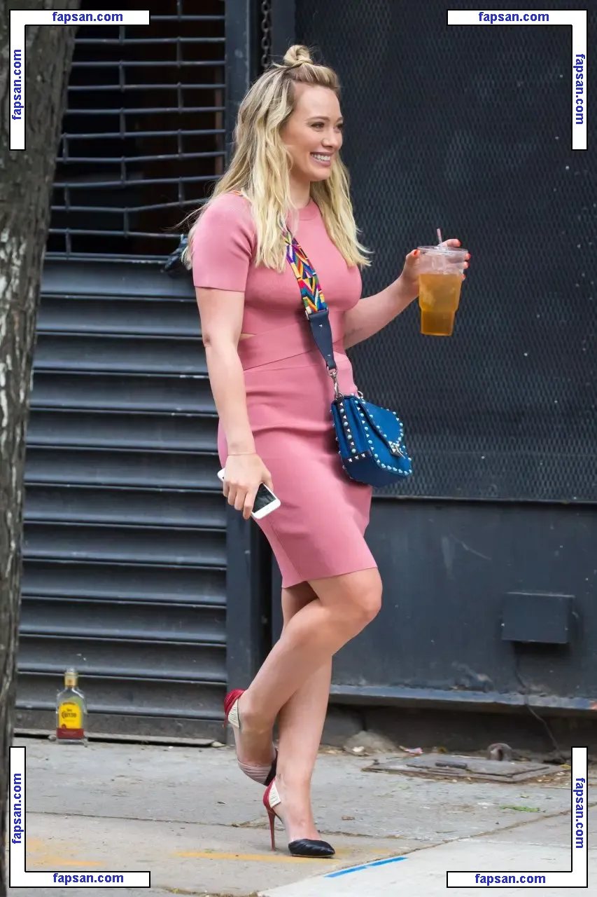 Hilary Duff nude photo #0131 from OnlyFans