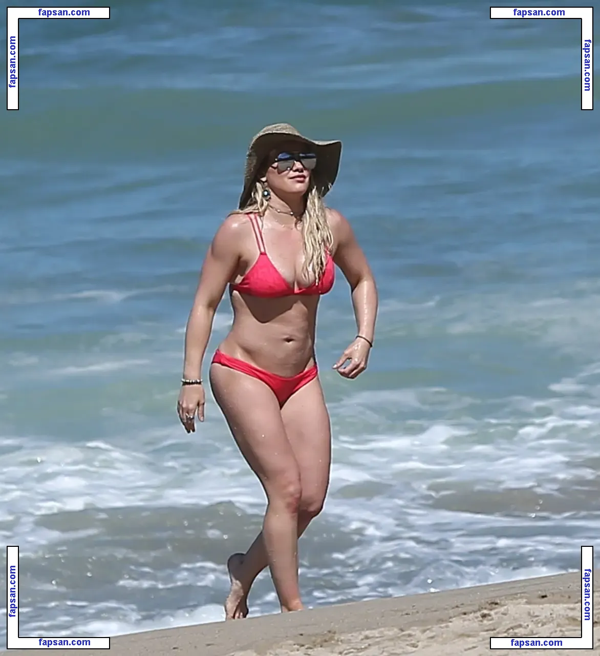 Hilary Duff nude photo #0179 from OnlyFans