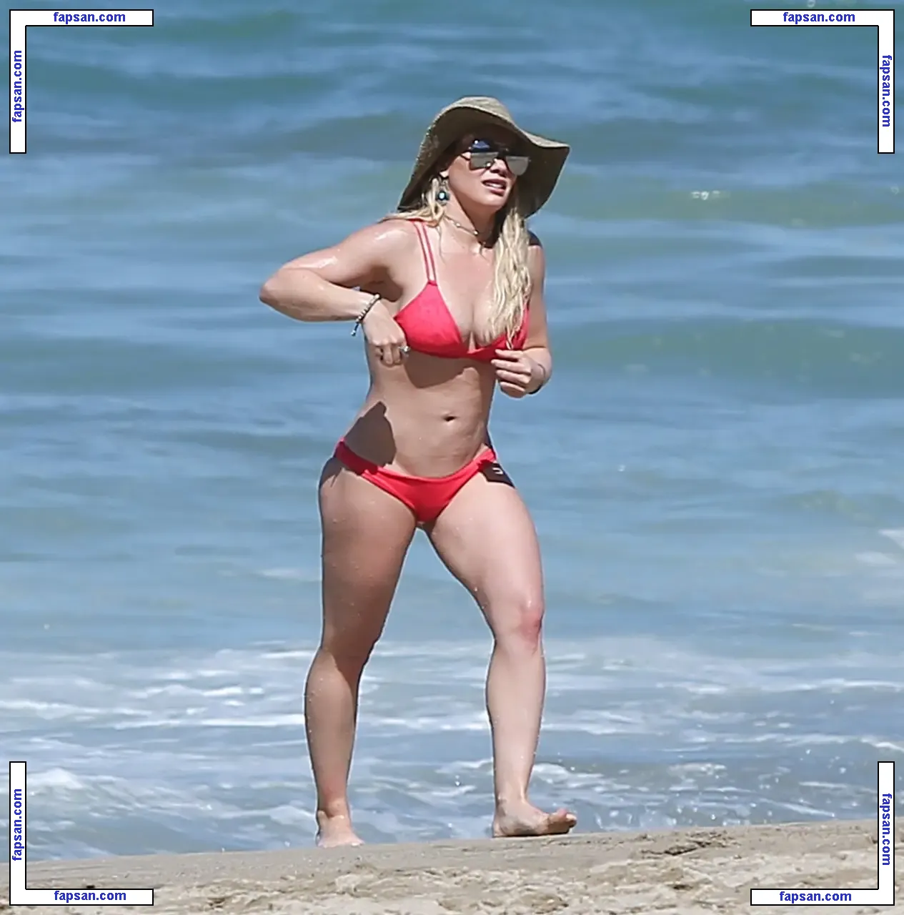 Hilary Duff nude photo #0181 from OnlyFans