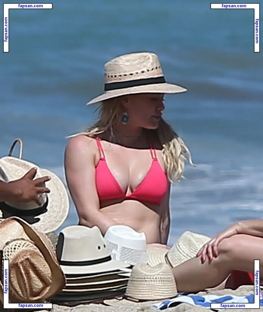 Hilary Duff nude photo #0190 from OnlyFans