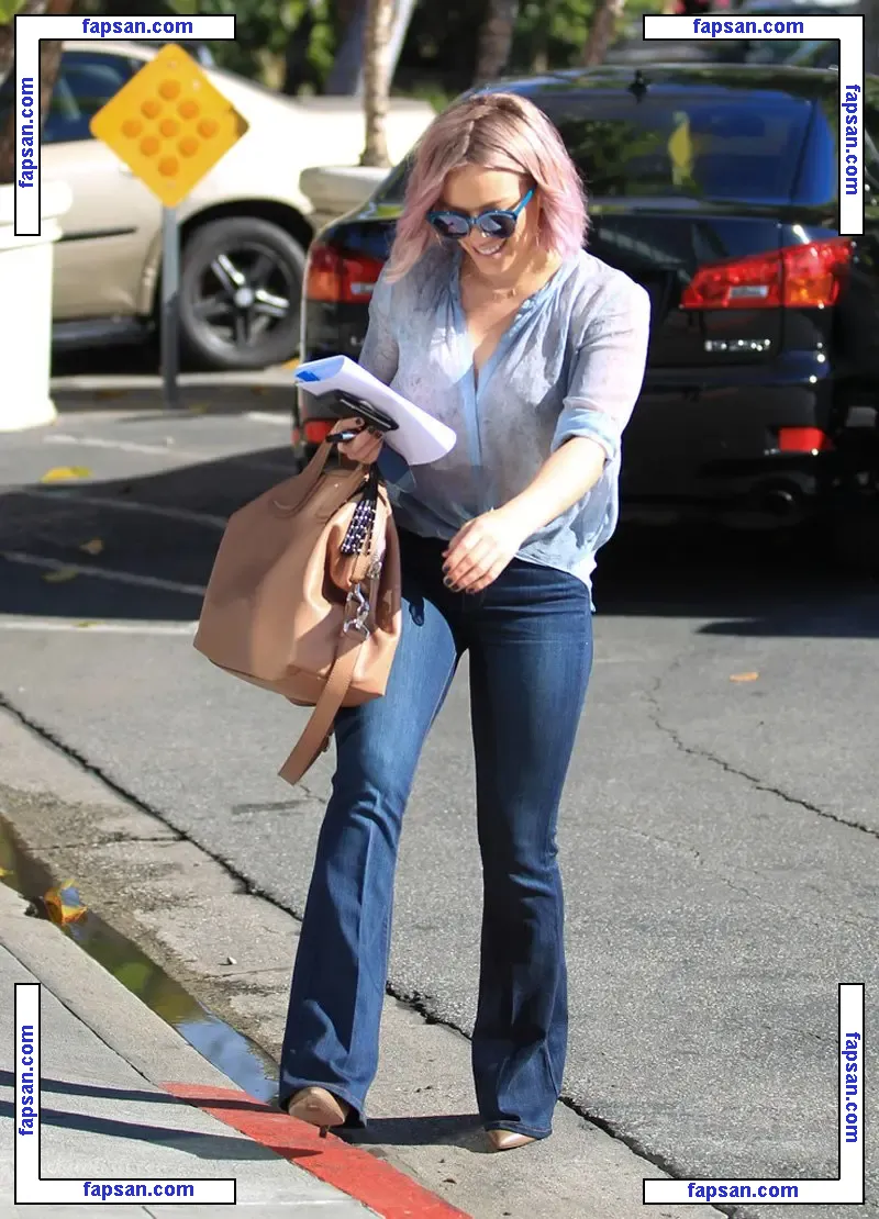 Hilary Duff nude photo #0323 from OnlyFans