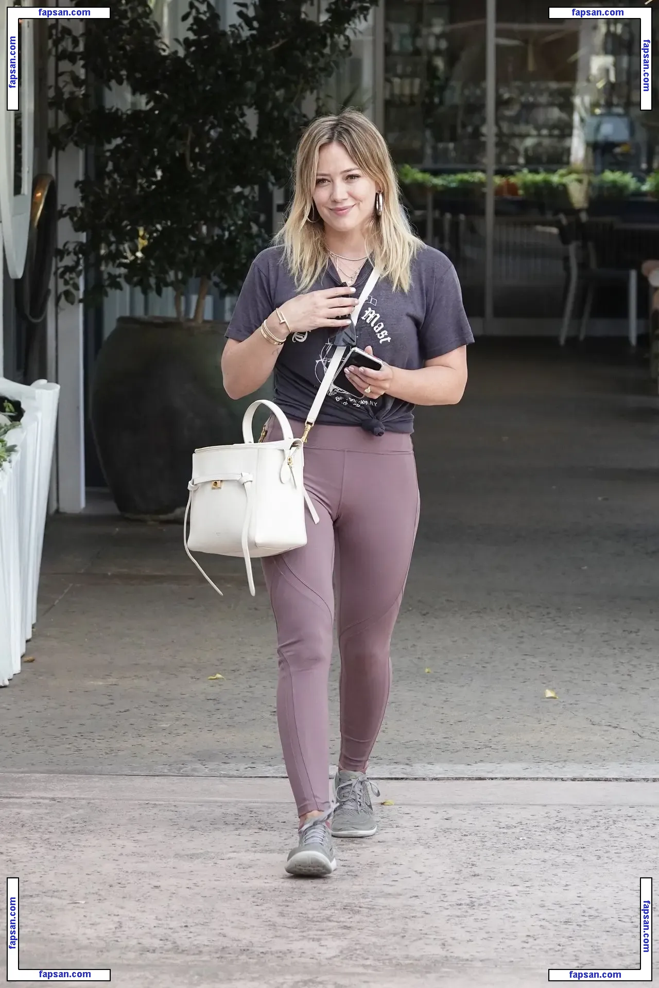 Hilary Duff nude photo #0748 from OnlyFans