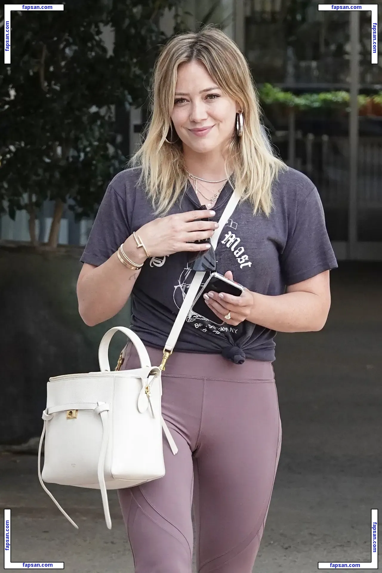 Hilary Duff nude photo #0775 from OnlyFans