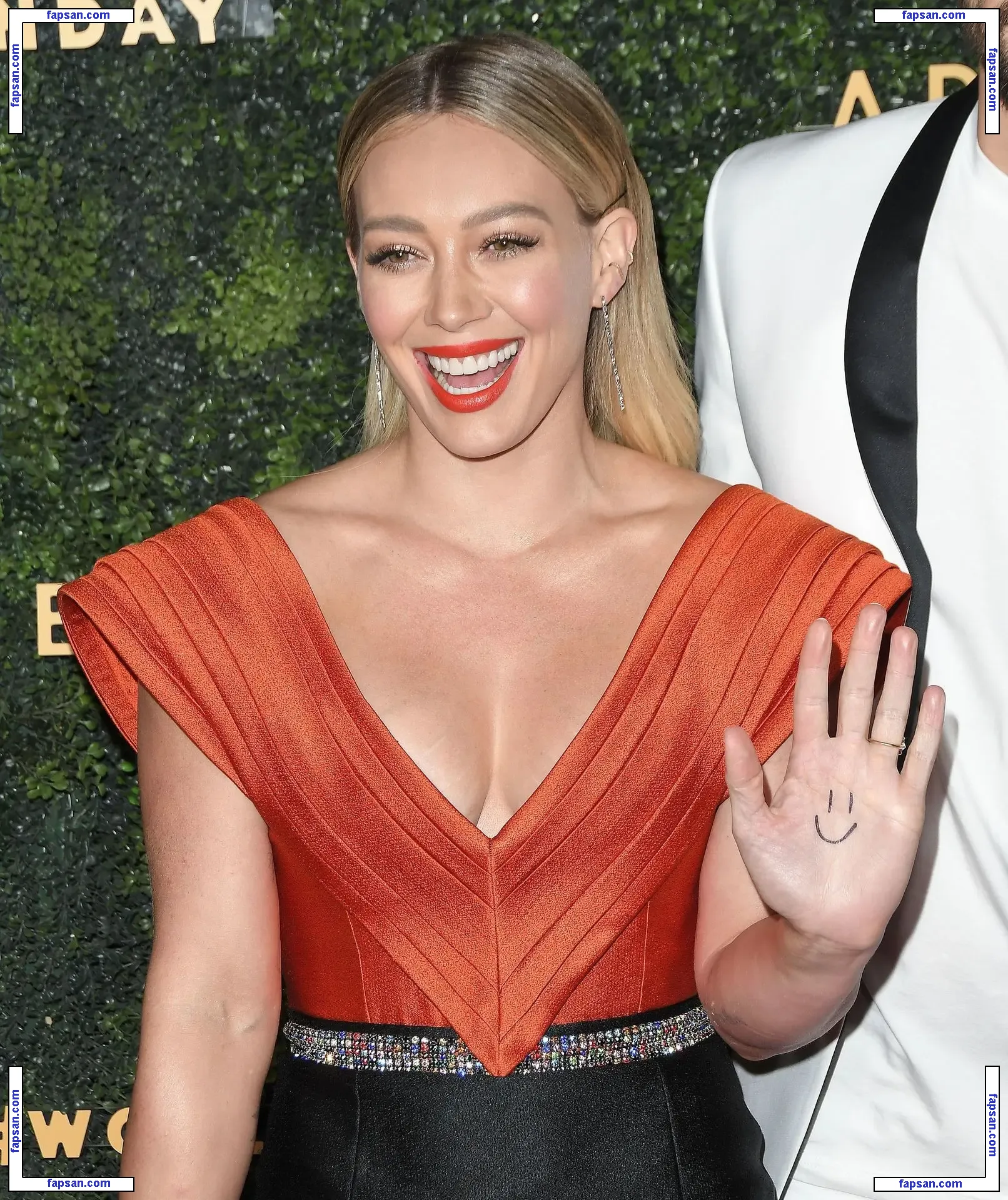Hilary Duff nude photo #0784 from OnlyFans