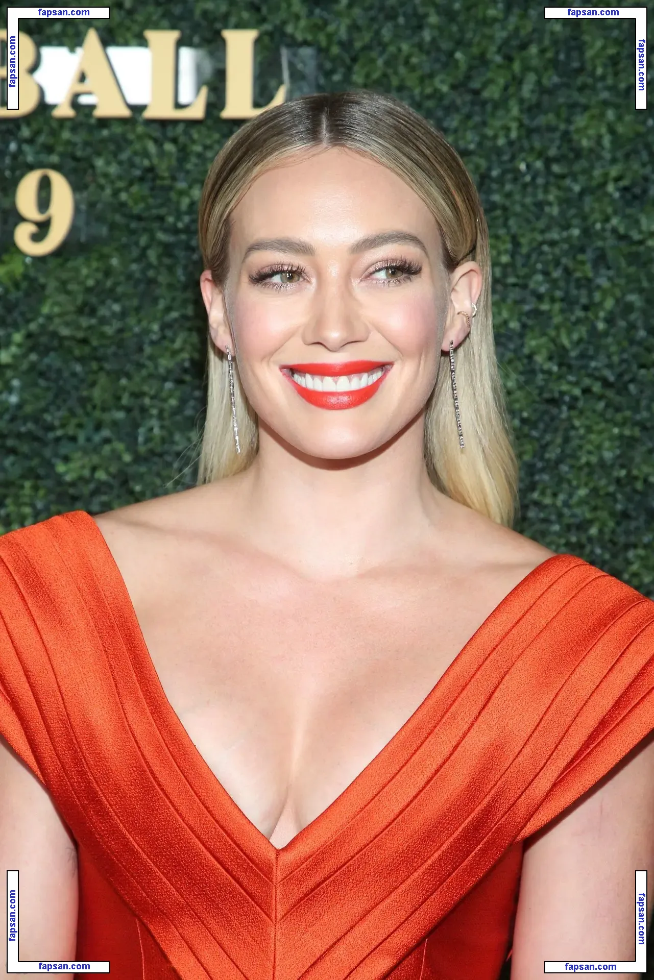 Hilary Duff nude photo #0785 from OnlyFans