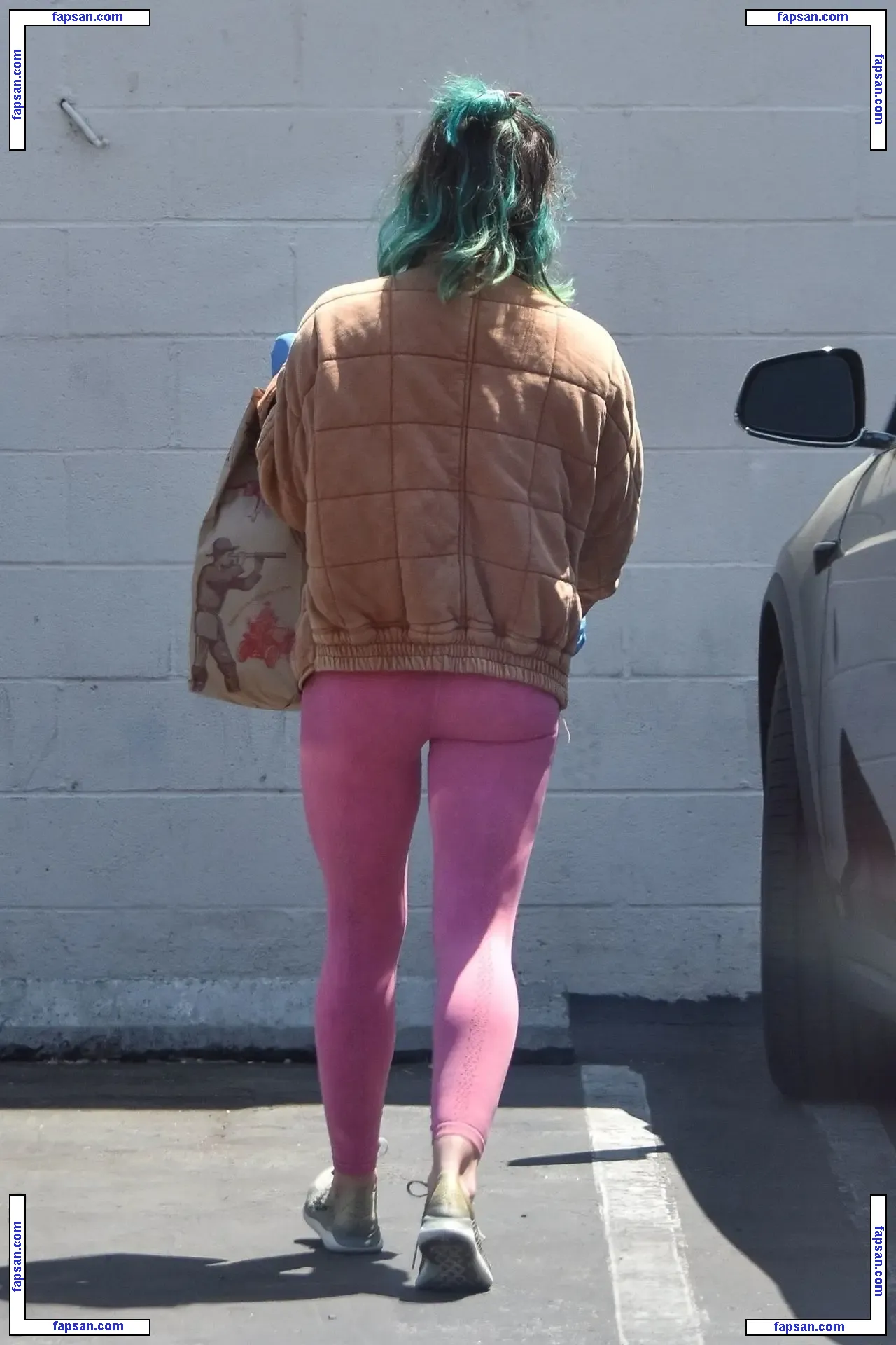 Hilary Duff nude photo #0897 from OnlyFans