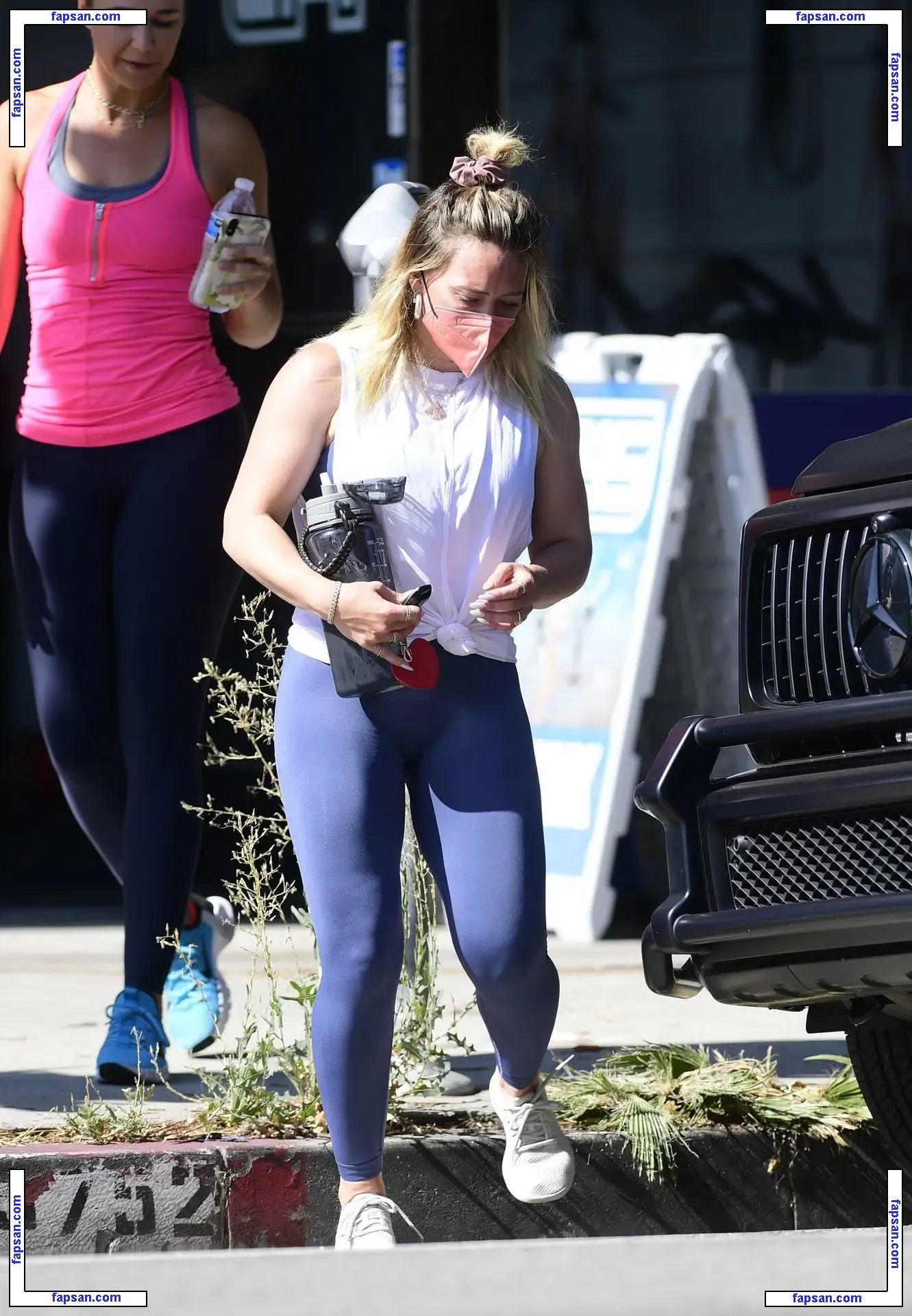 Hilary Duff nude photo #0951 from OnlyFans