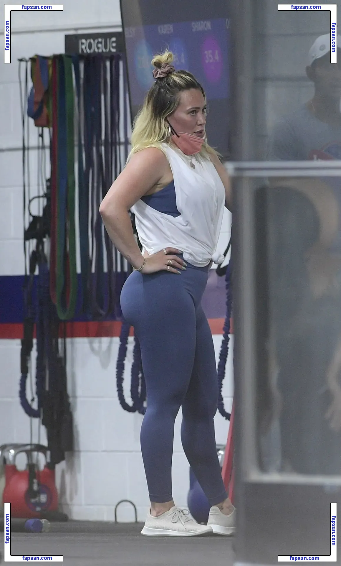 Hilary Duff nude photo #0959 from OnlyFans