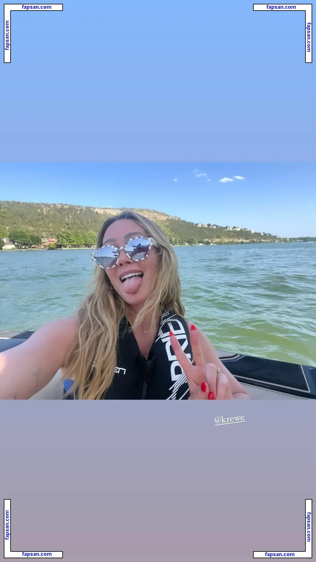 Hilary Duff nude photo #1913 from OnlyFans