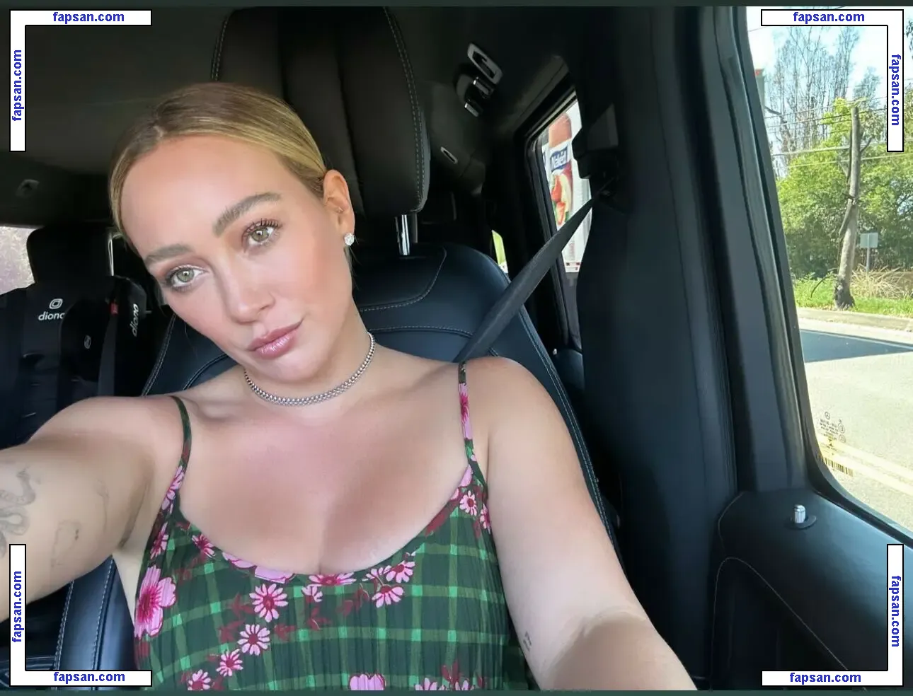 Hilary Duff nude photo #2076 from OnlyFans
