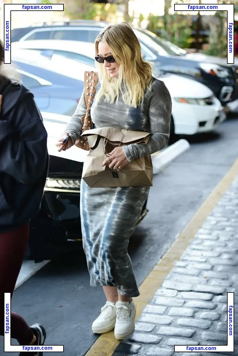 Hilary Duff nude photo #2128 from OnlyFans