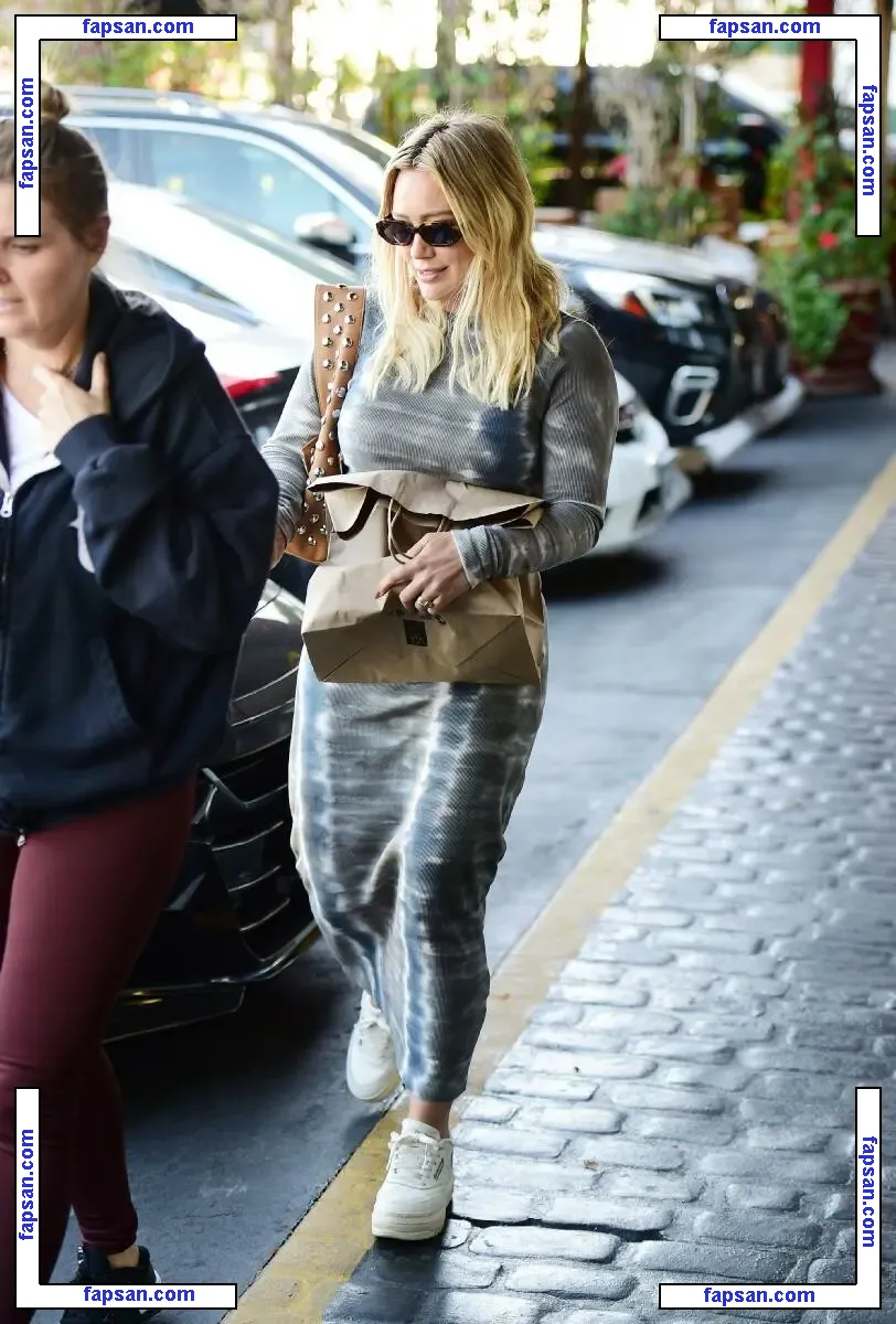 Hilary Duff nude photo #2131 from OnlyFans