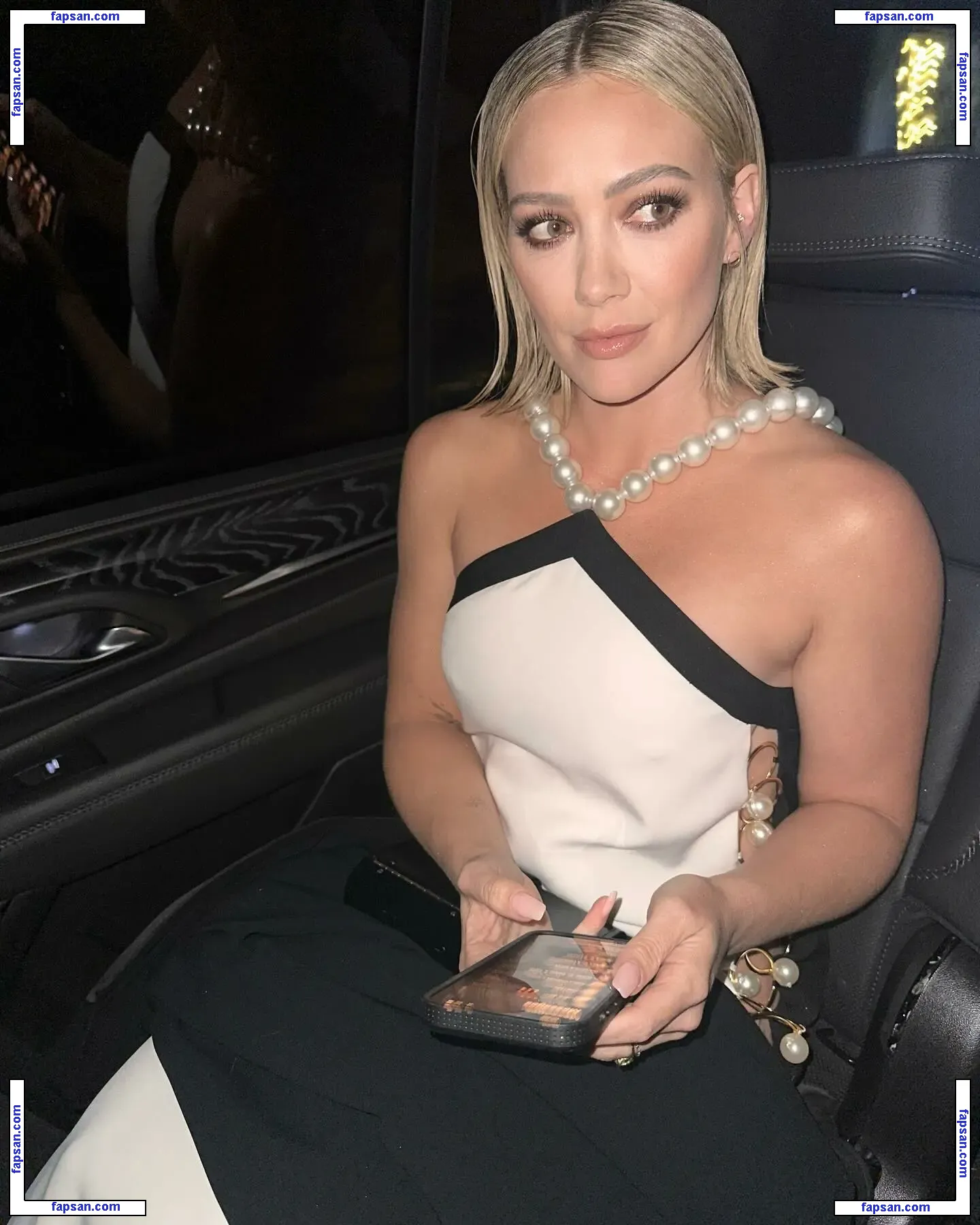 Hilary Duff nude photo #2133 from OnlyFans