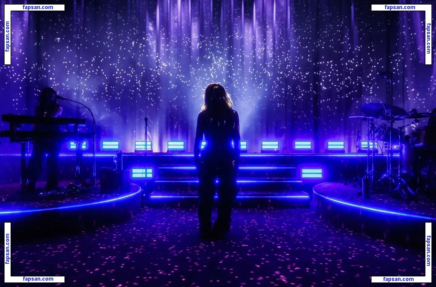 Hilary Duff nude photo #2211 from OnlyFans