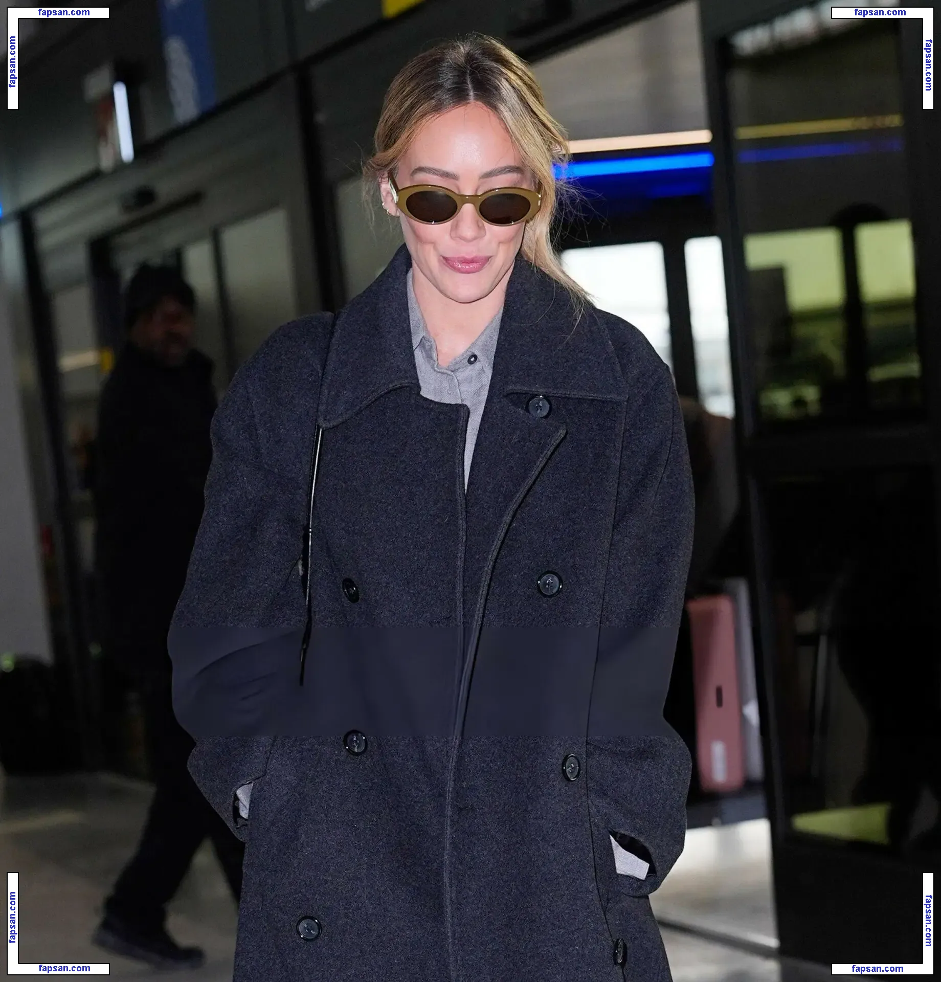 Hilary Duff nude photo #2253 from OnlyFans