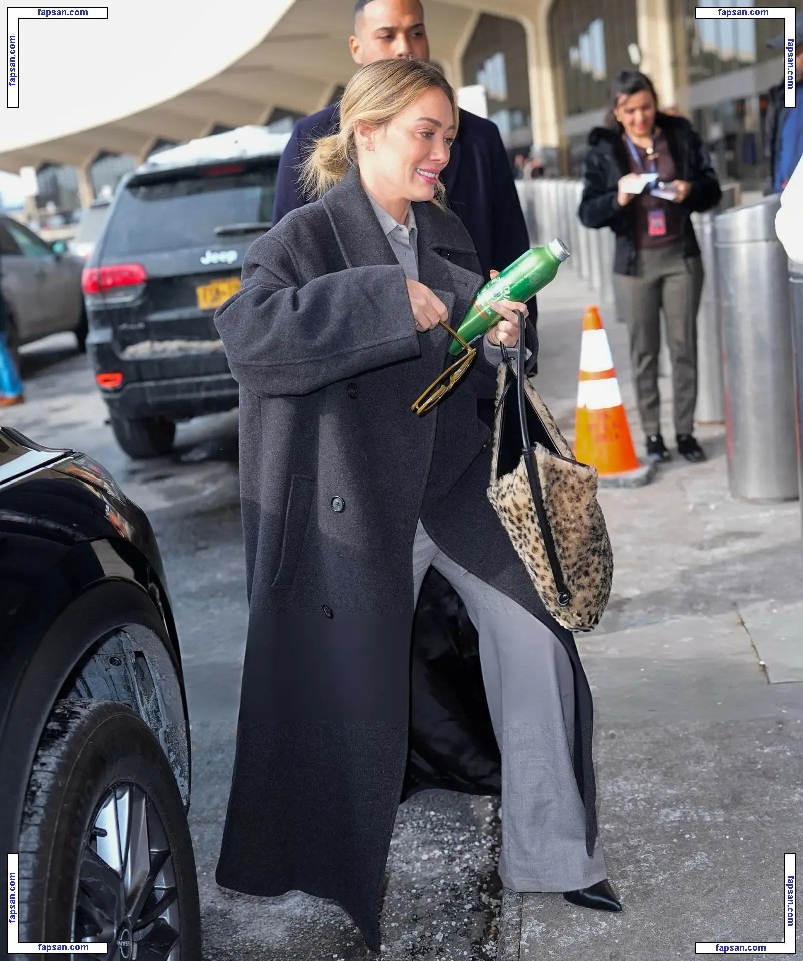 Hilary Duff nude photo #2258 from OnlyFans