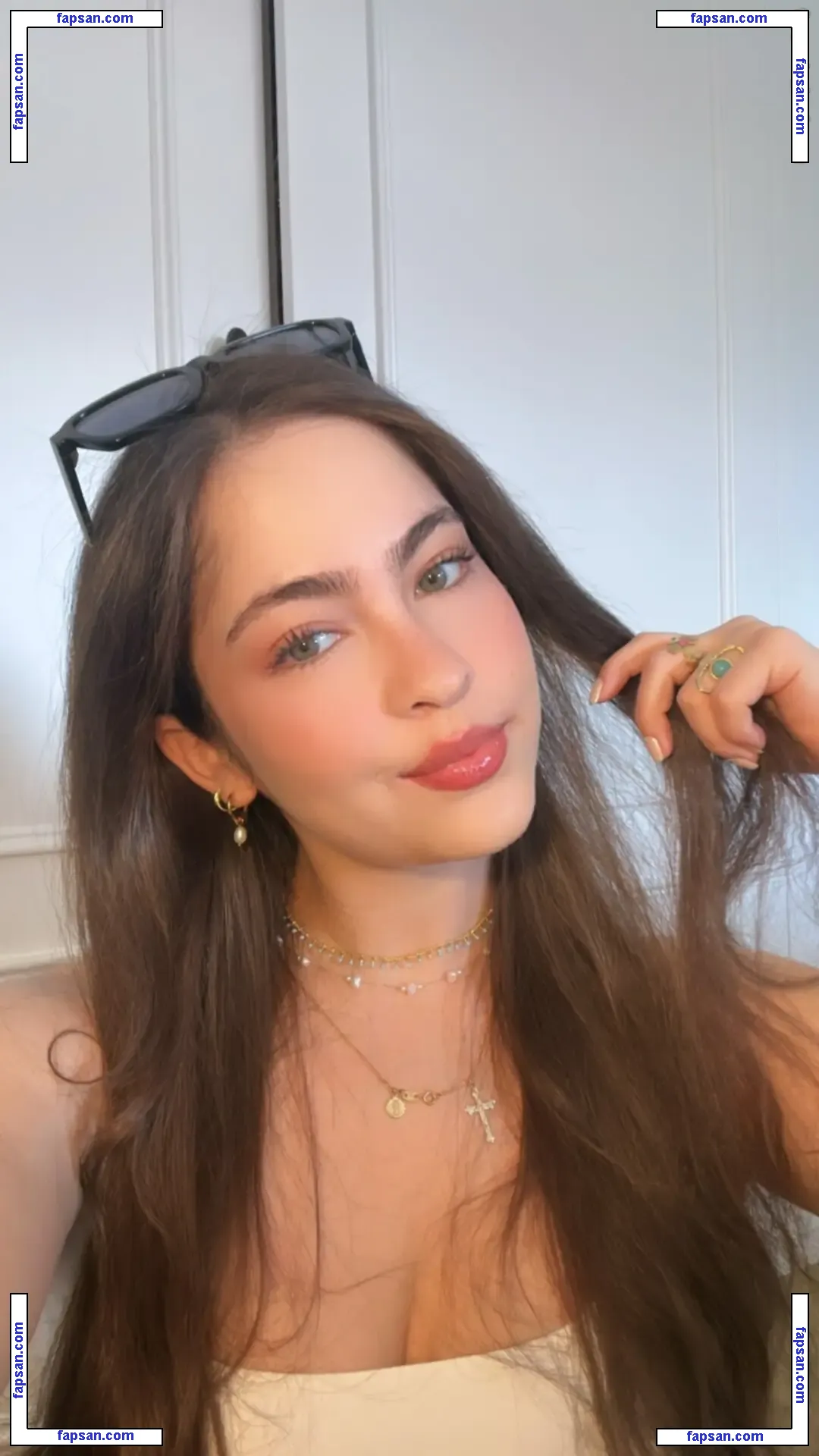 hilenna nude photo #0101 from OnlyFans