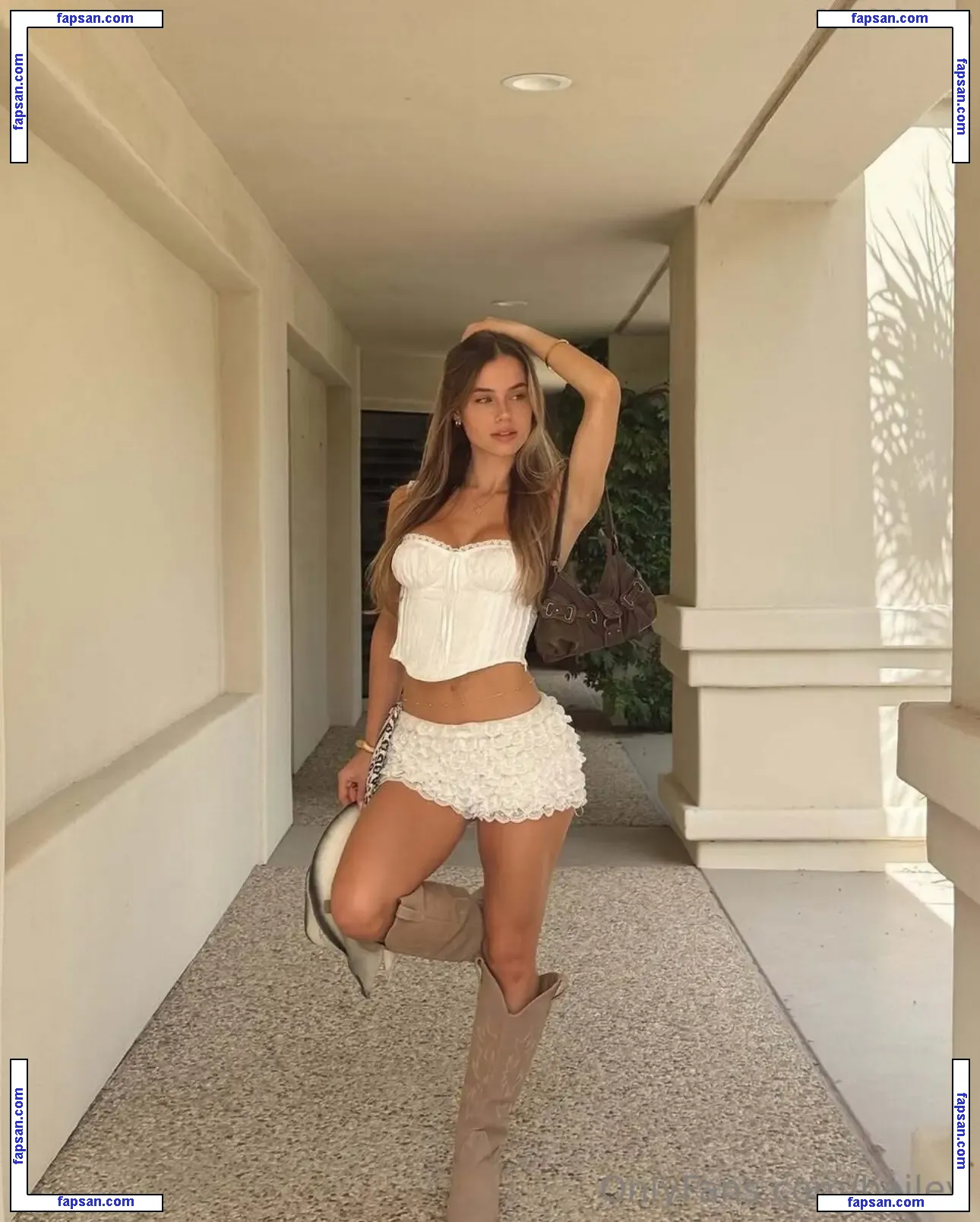 Hiley Gr1ce nude photo #0086 from OnlyFans